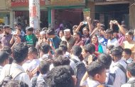 আসিফ নজরুলের সাথে অসৌজন্যমূলক আচরণের প্রতিবাদে টাঙ্গাইলে বিক্ষোভ ও সমাবেশ
