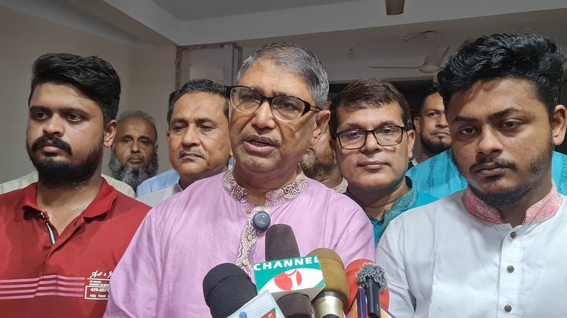 যারা ফেব্রুয়ারিতে নির্বাচনকে ভণ্ডুল করতে চাচ্ছে, তারা দেশের অশুভ শক্তি: আযম খান