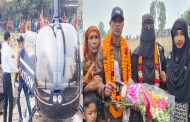 স্বপ্ন পূরণে হেলিকপ্টারে বাড়ি ফিরলেন প্রবাসী