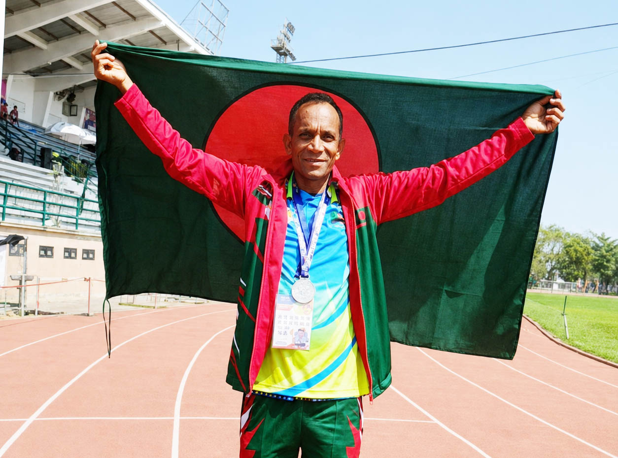 'বিশ্ব মাস্টার্স অ্যাথলেটিক্স চ্যাম্পিয়নশিপ- ২০২৬'- দক্ষিণ কোরিয়ায় অংশ নিচ্ছেন বাসাইলের সোহেল খান