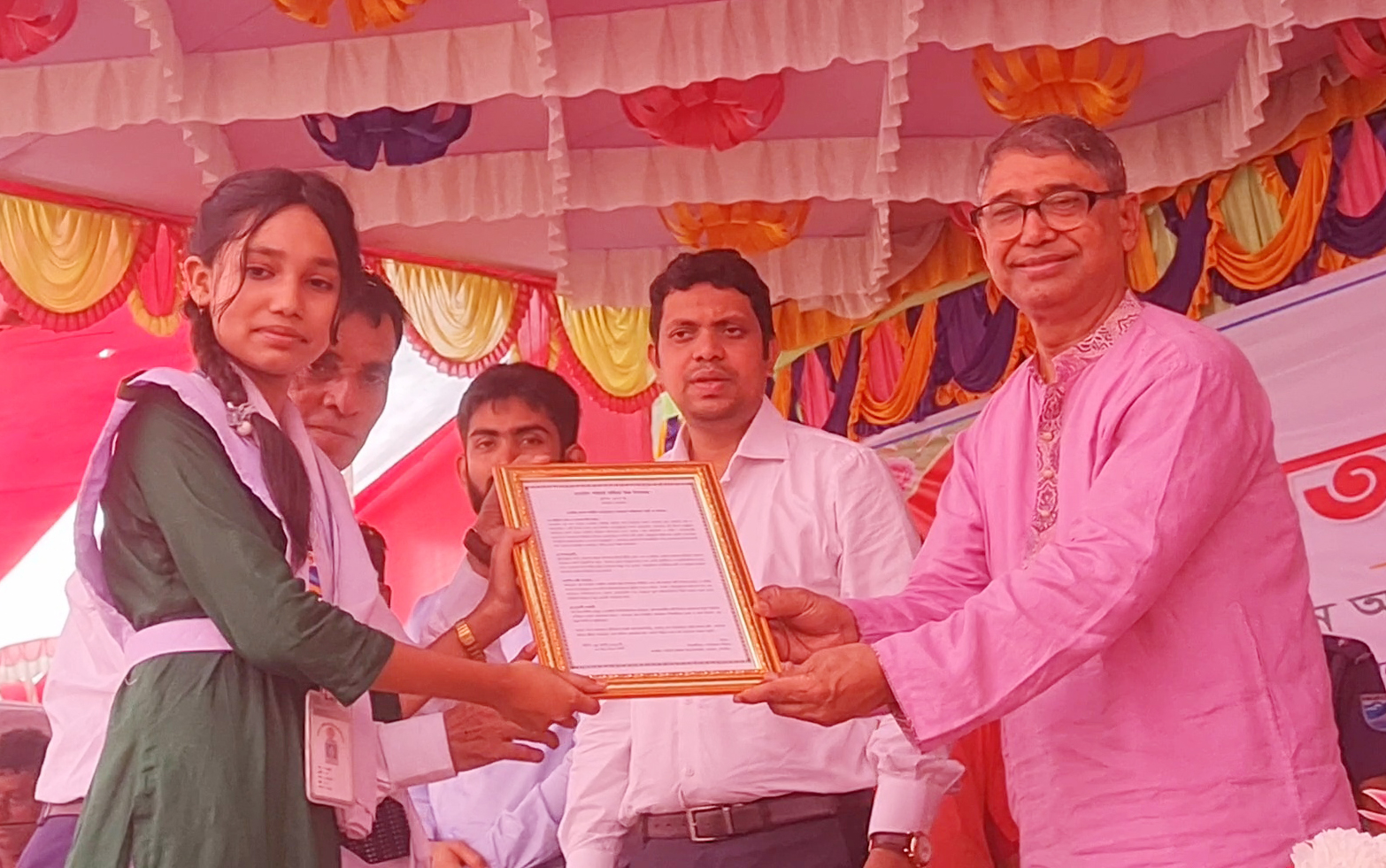 বাসাইল পাইলট বালিকা উচ্চ বিদ্যালয়ে শিক্ষার মানোন্নয়নে মতবিনিময় সভা অনুষ্ঠিত