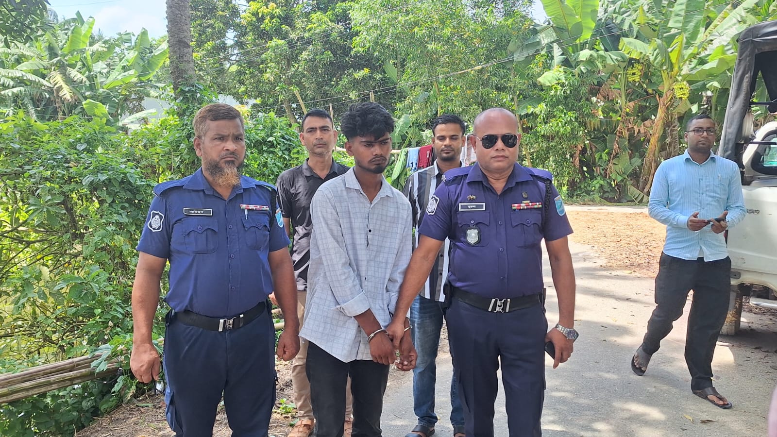বাসাইলে স্কুলছাত্রীকে উত্ত্যক্তের দায়ে যুবকের ৬ মাসের কারাদণ্ড